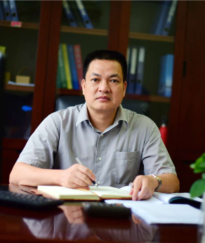 李永松 党委书记、副经理